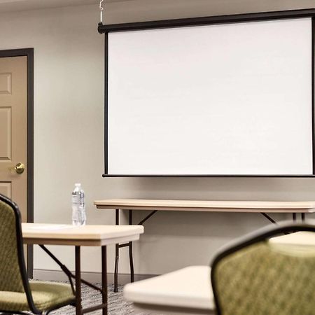 Country Inn & Suites By Radisson, St Cloud East, Mn Saint Cloud Εξωτερικό φωτογραφία