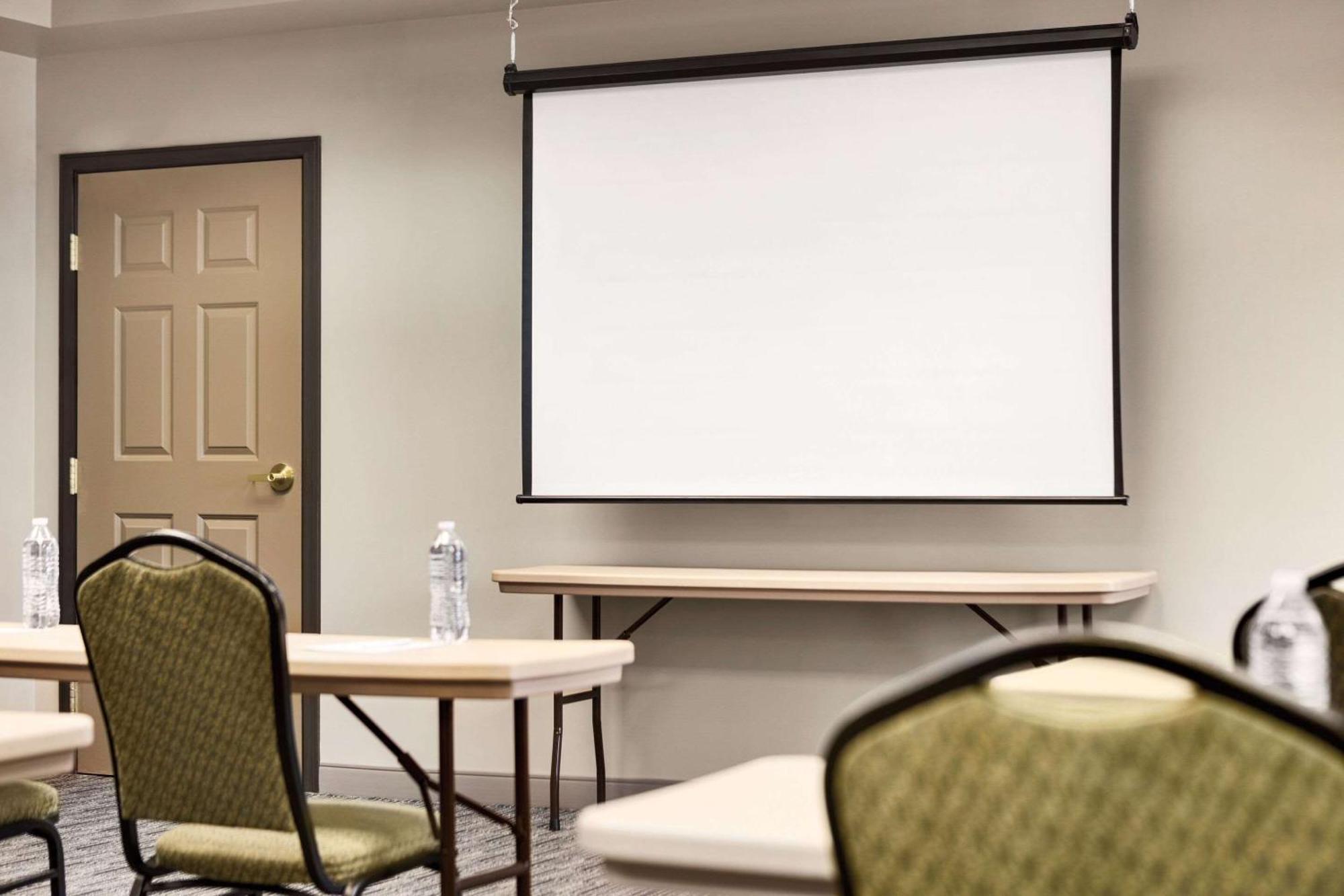 Country Inn & Suites By Radisson, St Cloud East, Mn Saint Cloud Εξωτερικό φωτογραφία