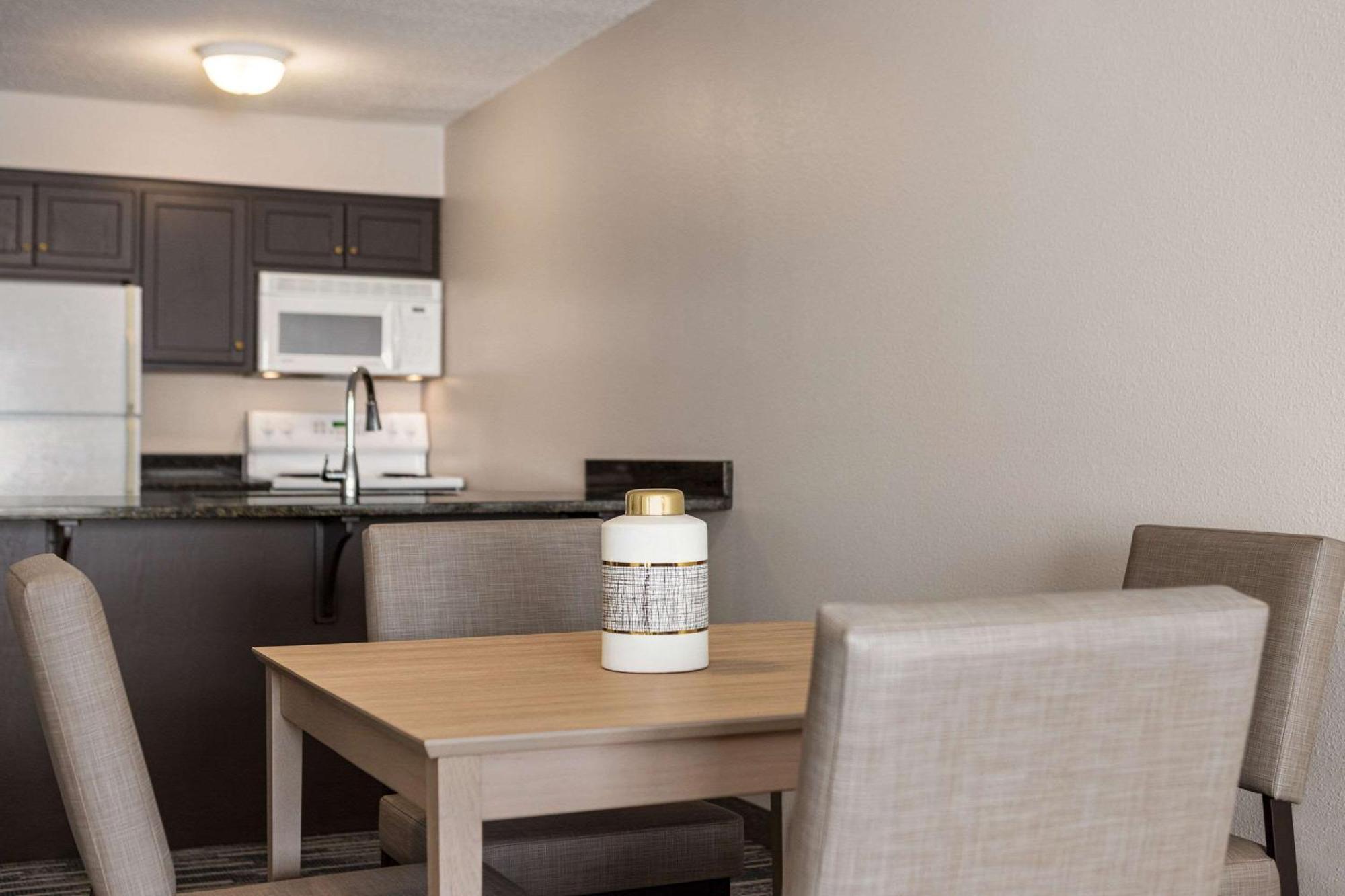 Country Inn & Suites By Radisson, St Cloud East, Mn Saint Cloud Εξωτερικό φωτογραφία