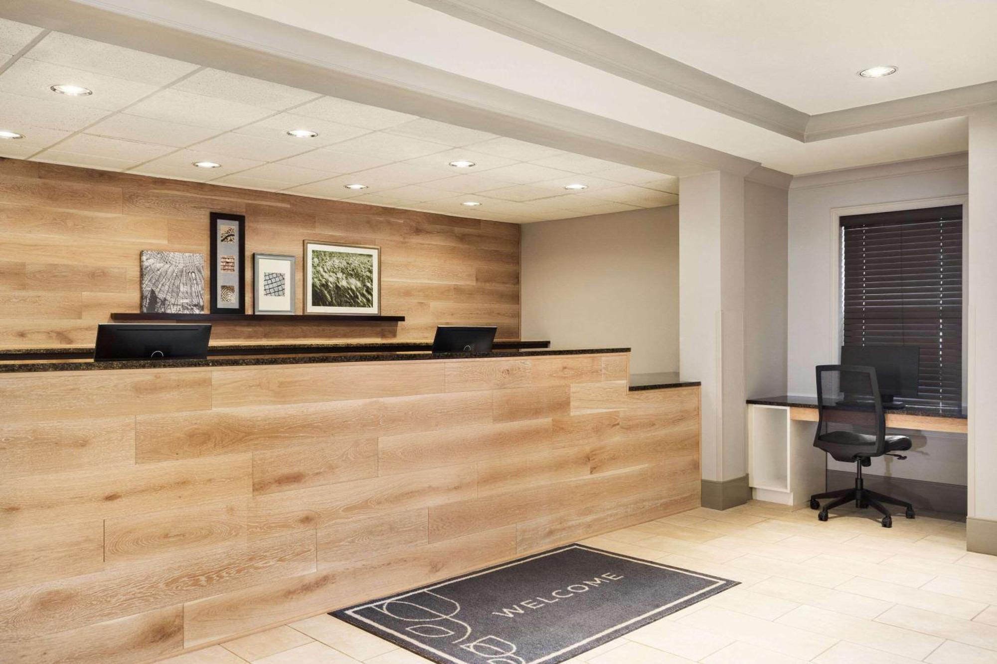 Country Inn & Suites By Radisson, St Cloud East, Mn Saint Cloud Εξωτερικό φωτογραφία