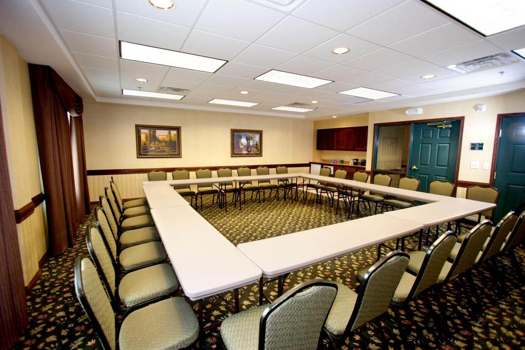 Country Inn & Suites By Radisson, St Cloud East, Mn Saint Cloud Εξωτερικό φωτογραφία